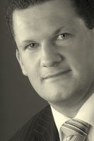 Dipl.-Hdl. Jörg H. Hinz